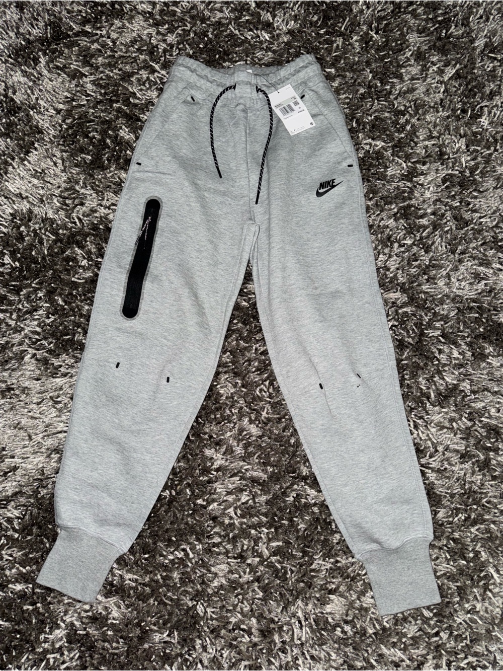 Nike tech women’s XS Gray Tech Joggers